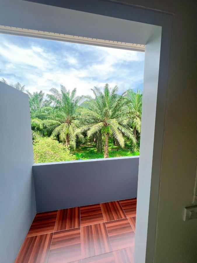 Private Room With Share Bathroom At Little Wild House Khaosok Khao Sok National Park Exterior photo